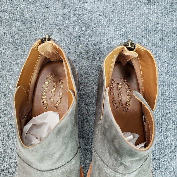 Kork-Ease Boots Womens Size 8.5 Gray Suede Leather Ankle Booties Zipper - Picture 4 of 14